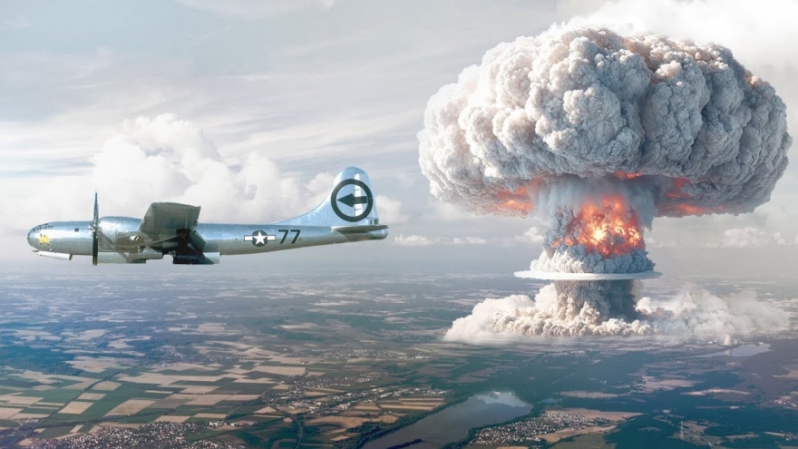 Bí mật nhà báo Mỹ tham dự vụ ném bom nguyên tử xuống Nhật Bản